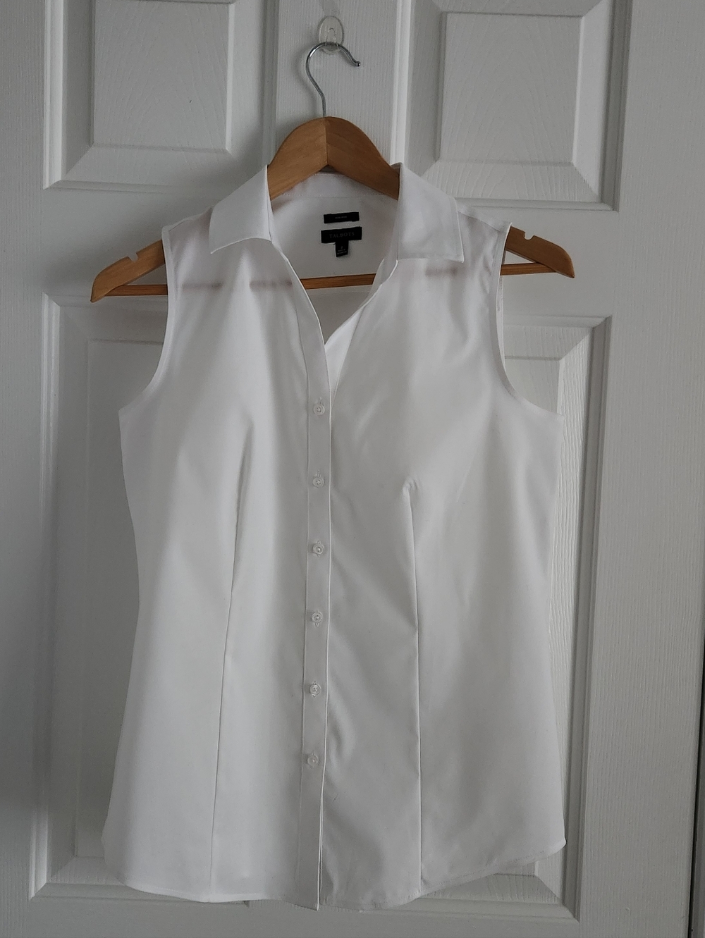 Talbots White Sleeveless Button-Front Collared Blouse No Iron 100% Cotton NWOT